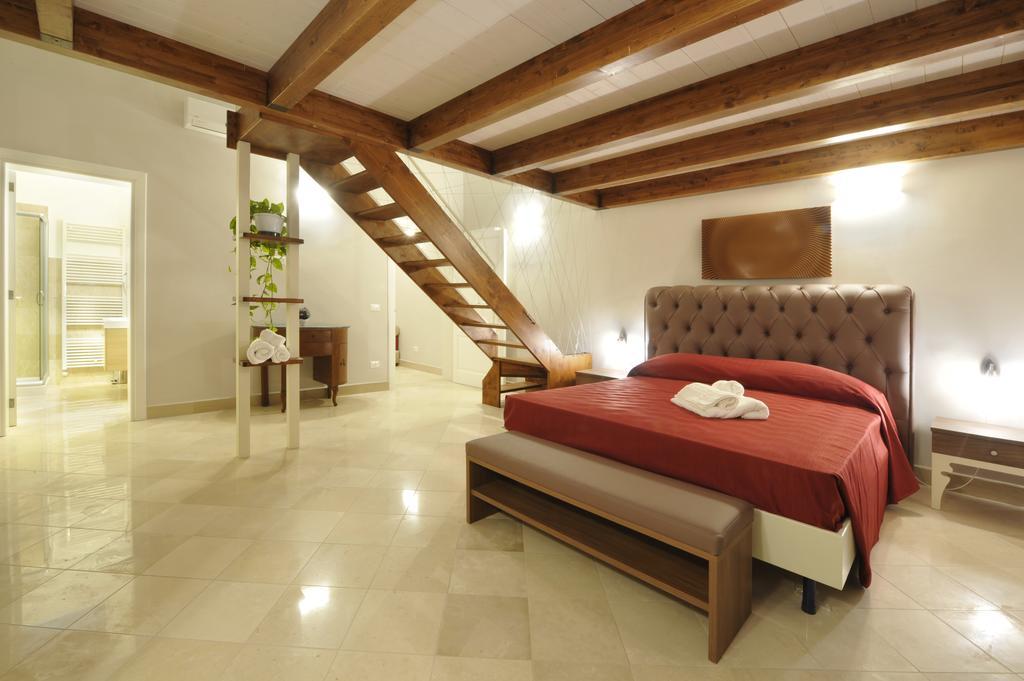 Palazzo Massari Hotel Lecce Exterior photo