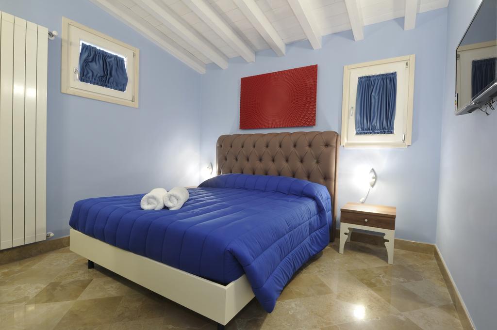 Palazzo Massari Hotel Lecce Exterior photo