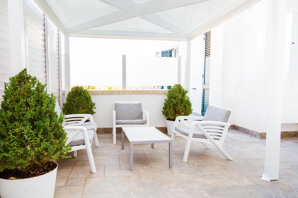Palazzo Massari Hotel Lecce Exterior photo