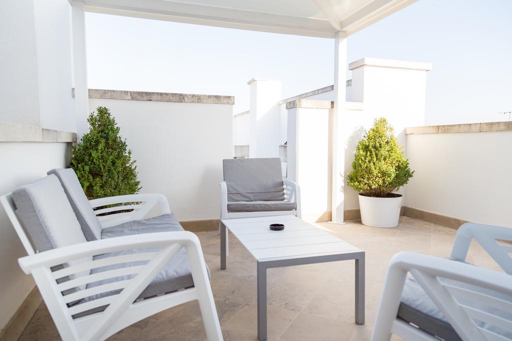 Palazzo Massari Hotel Lecce Exterior photo